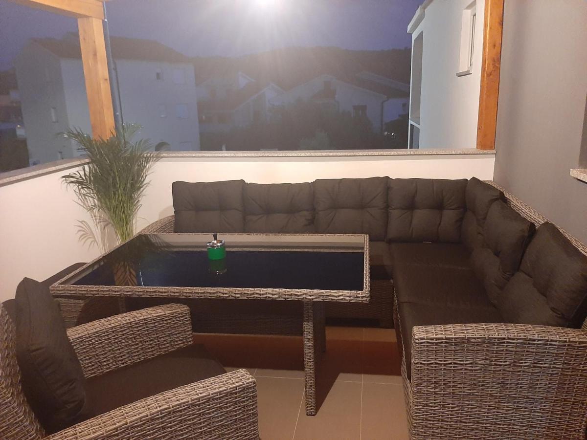 Apartman Mate לופאר מראה חיצוני תמונה